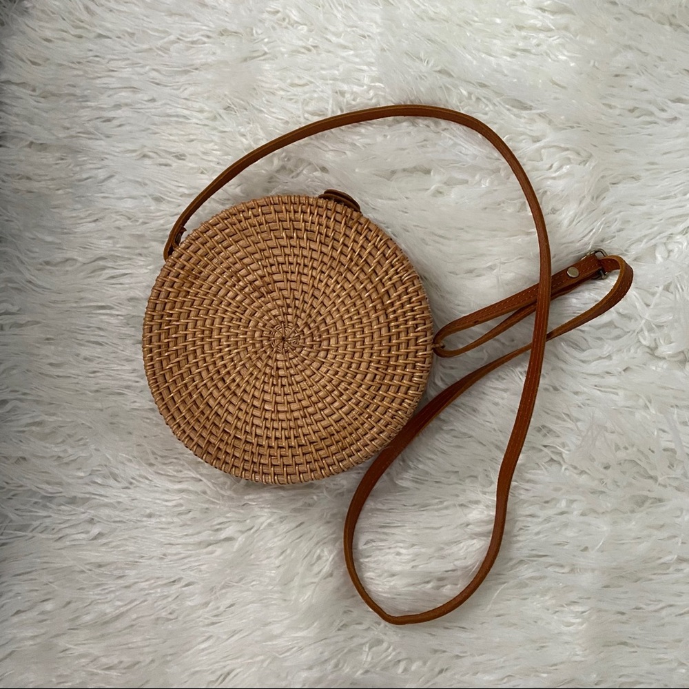 Rattan crossbody handbag